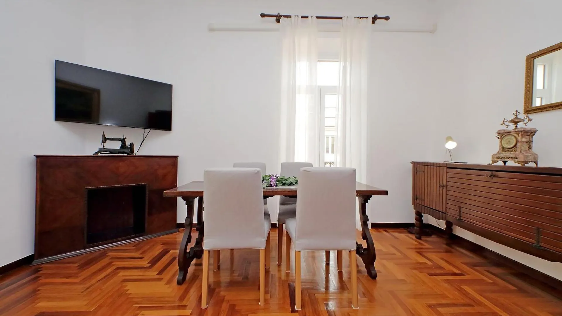 4Bnb - Queen Mary Vatican Home Rome Apartment